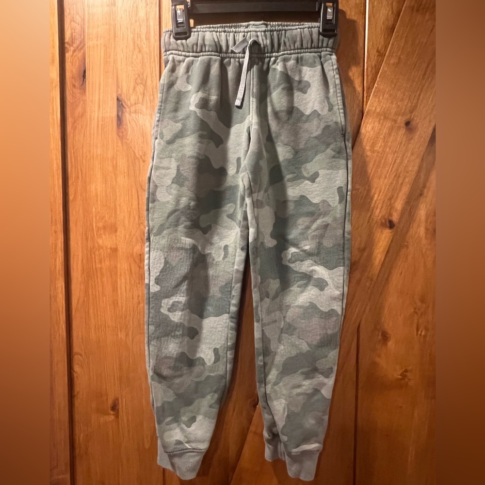 Cat & Jack camo Sweatpants